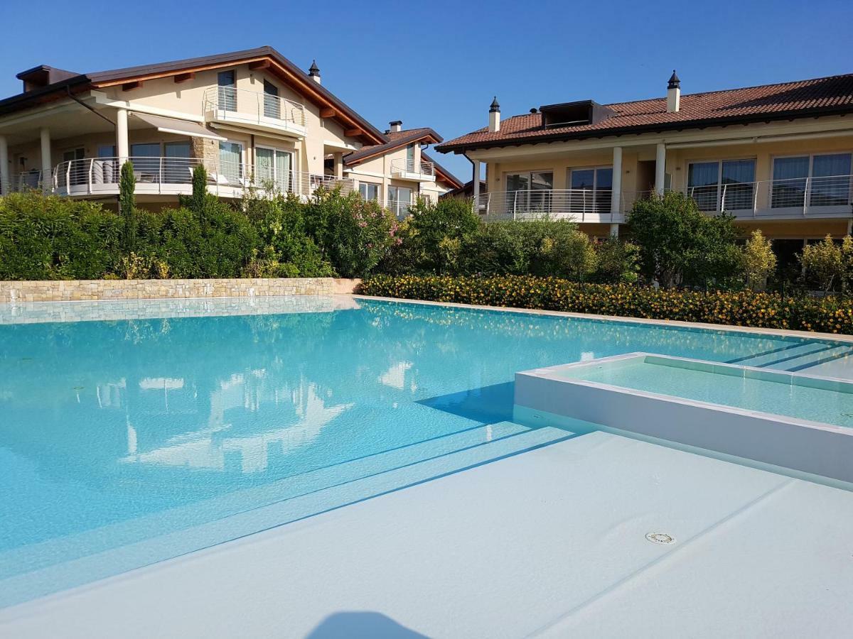 De Luxe Apartments Eden Sirmione Dış mekan fotoğraf