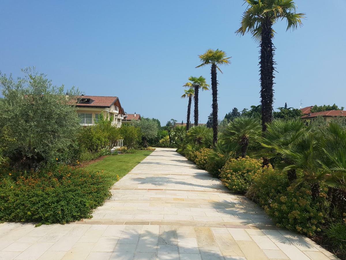 De Luxe Apartments Eden Sirmione Dış mekan fotoğraf