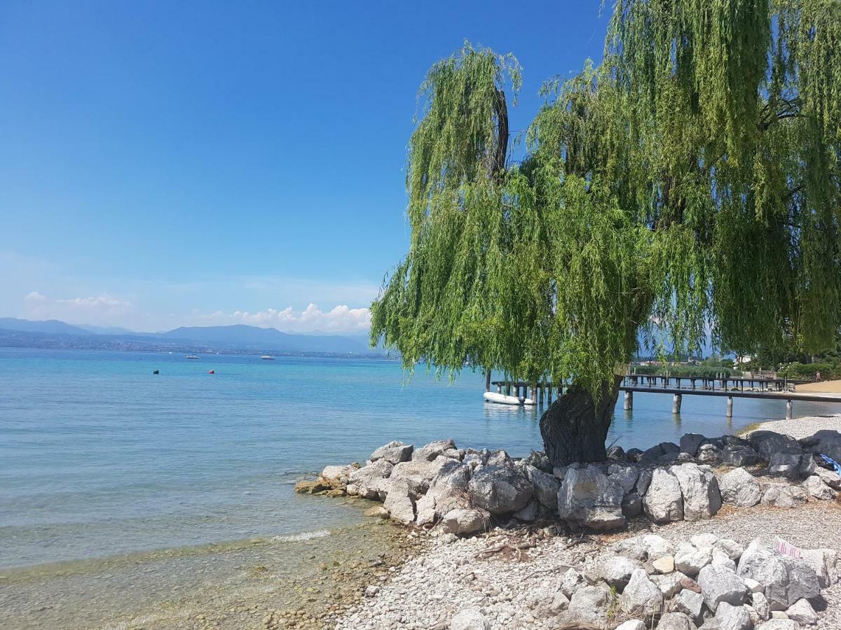 De Luxe Apartments Eden Sirmione Dış mekan fotoğraf